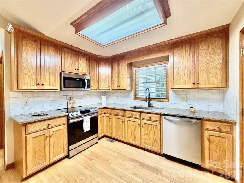 1070 Lucky Lane, Salisbury, NC 28146.  MLS# CAR4371107, YatesRealty ID 14201. 
