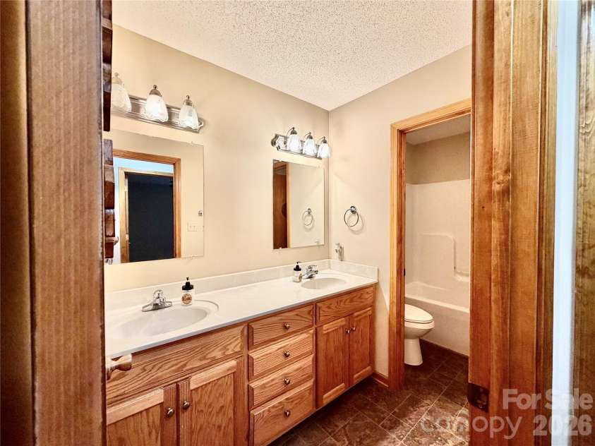 1070 Lucky Lane, Salisbury, NC 28146.  MLS# CAR4371107, YatesRealty ID 14201. 