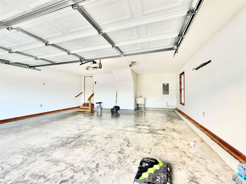 1070 Lucky Lane, Salisbury, NC 28146.  MLS# CAR4371107, YatesRealty ID 14201. 