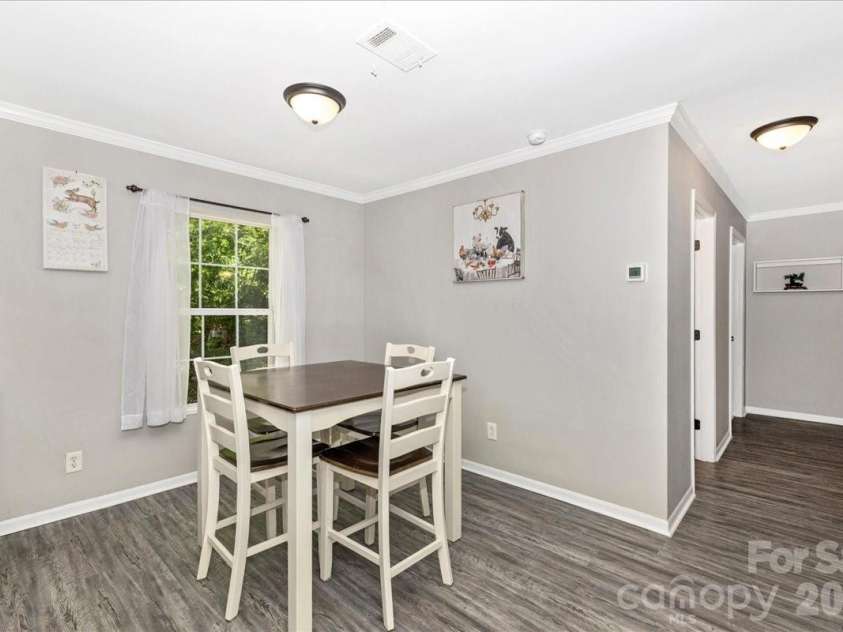 3218 Broadhurst Lane, Clover, SC 29710.  MLS# CAR4351560, YatesRealty ID 14202. Dining Area