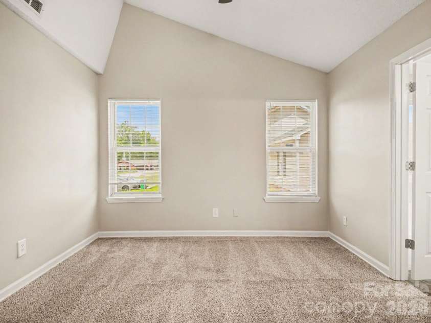 3744 Capps Hill Drive, Charlotte, NC 28216.  MLS# CAR4371756, YatesRealty ID 14203. 