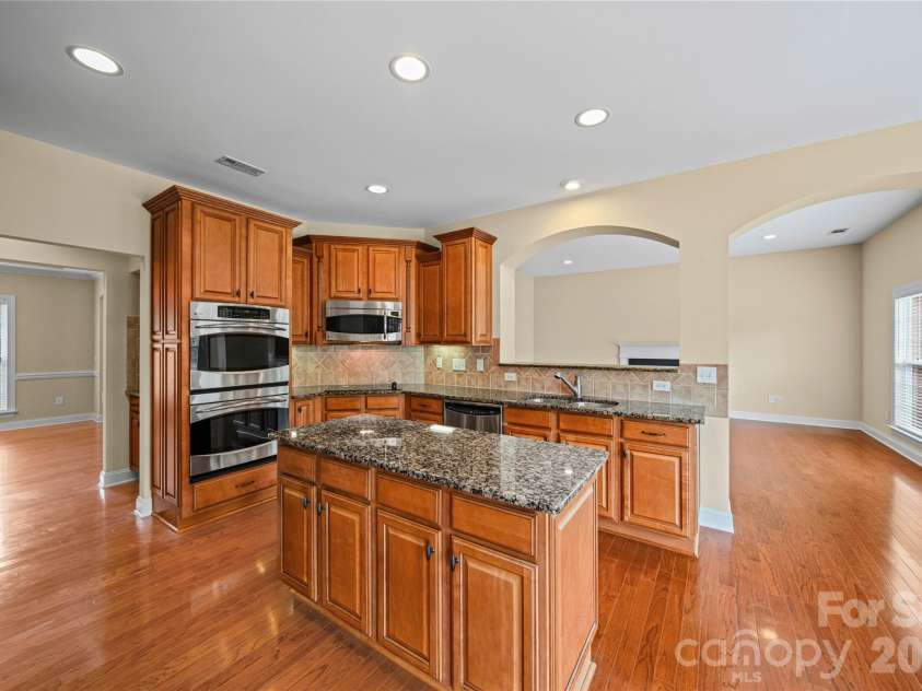 8734 Savannah Road, Harrisburg, NC 28075.  MLS# CAR4371873, YatesRealty ID 14204. Kitchen & Breakfast Area