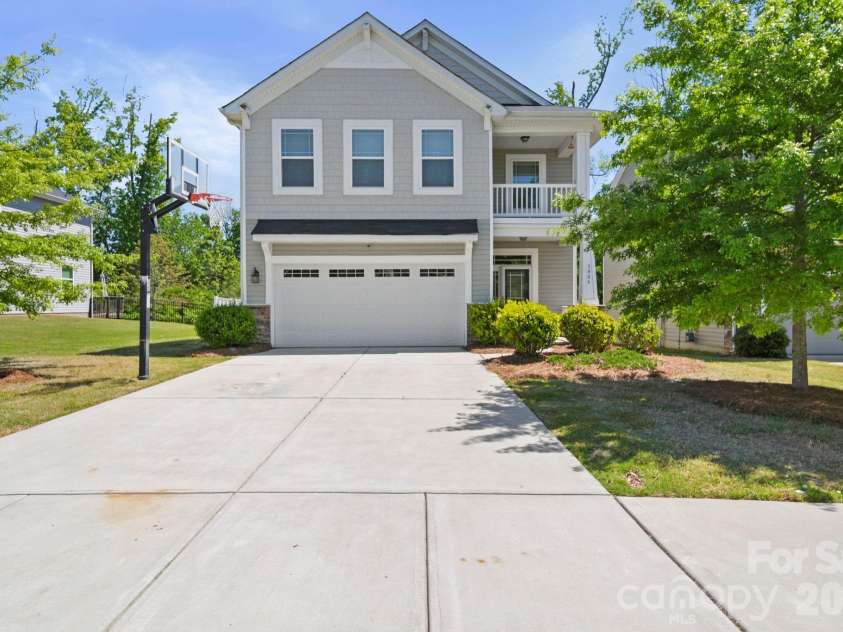 1406 Kings Grove Drive, York, SC 29745.  MLS# CAR4370887, YatesRealty ID 14205. 