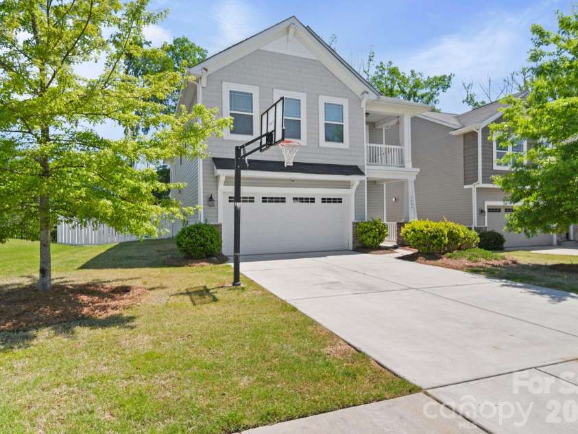 1406 Kings Grove Drive, York, SC 29745.  MLS# CAR4370887, YatesRealty ID 14205. 