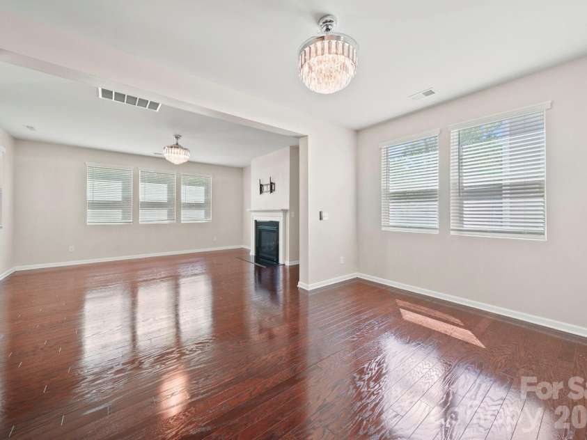 1406 Kings Grove Drive, York, SC 29745.  MLS# CAR4370887, YatesRealty ID 14205. 