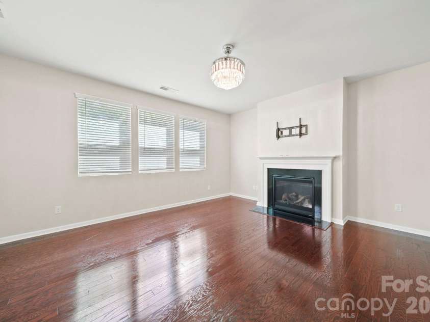 1406 Kings Grove Drive, York, SC 29745.  MLS# CAR4370887, YatesRealty ID 14205. 