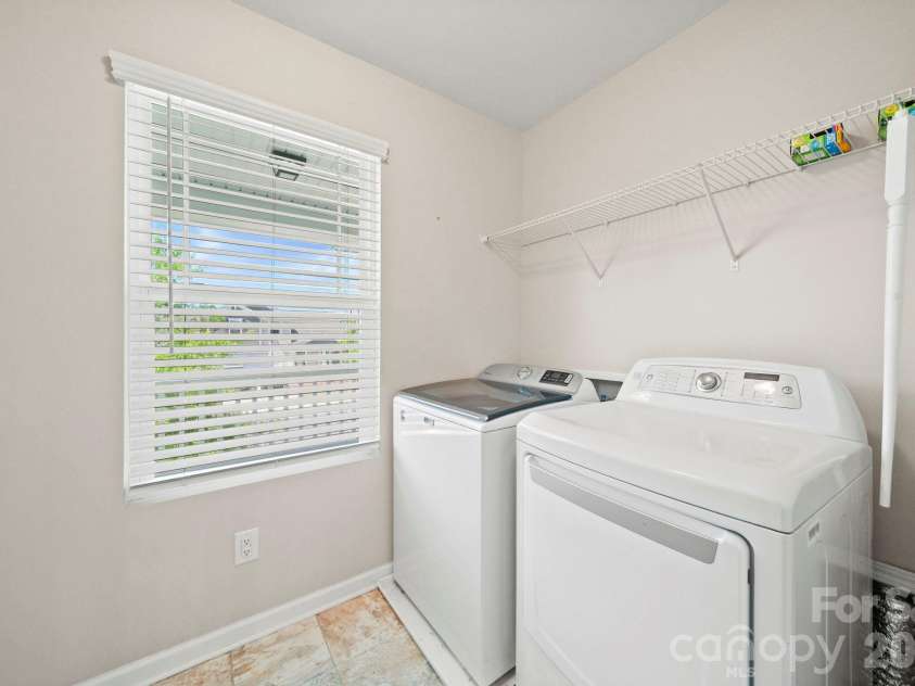 1406 Kings Grove Drive, York, SC 29745.  MLS# CAR4370887, YatesRealty ID 14205. 