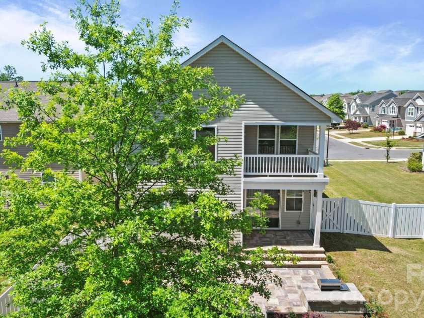 1406 Kings Grove Drive, York, SC 29745.  MLS# CAR4370887, YatesRealty ID 14205. 