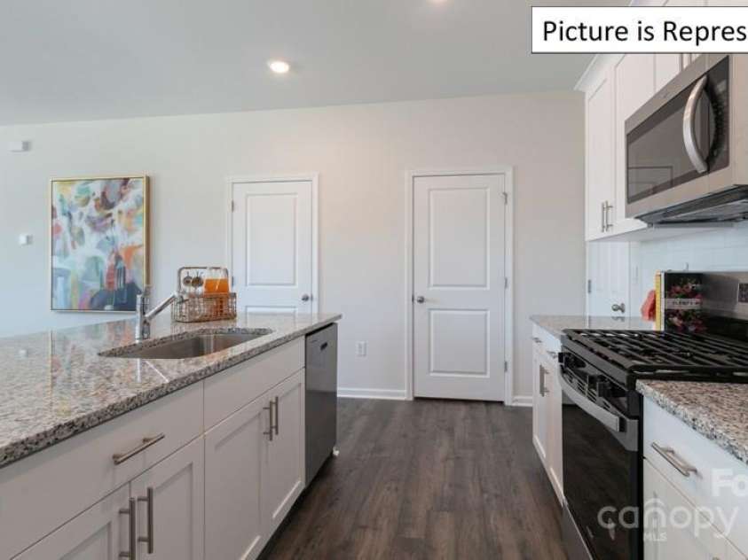 2048 Harlequin Drive, Indian Trail, NC 28079.  MLS# CAR4238742, YatesRealty ID 14205. 