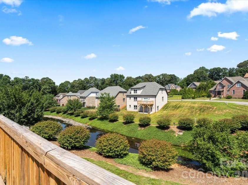 1033 12th Avenue Drive, Hickory, NC 28601.  MLS# CAR4372272, YatesRealty ID 14206. 
