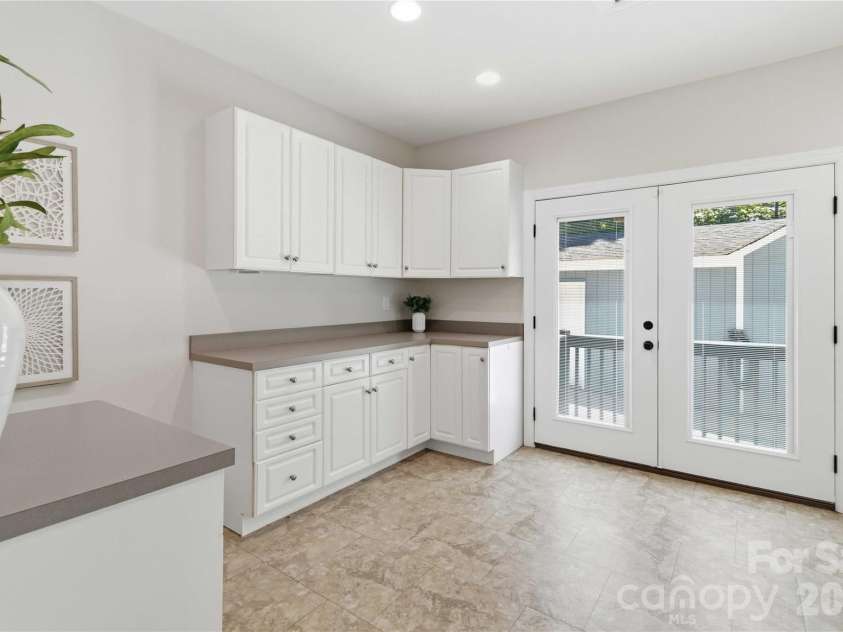 1849 Lillian Lane, Fort Mill, SC 29708.  MLS# CAR4372322, YatesRealty ID 14207. 