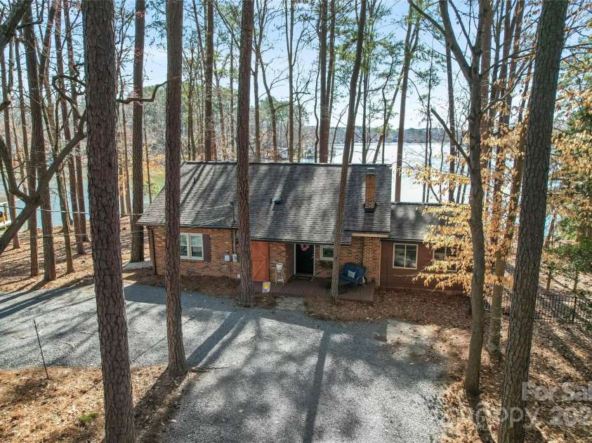 693 Emerald Shores Road, Mount Gilead, NC 27306.  MLS# CAR4225692, YatesRealty ID 14207. 