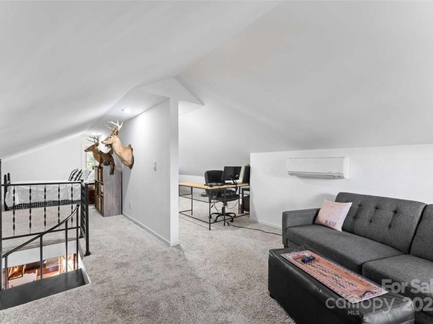 693 Emerald Shores Road, Mount Gilead, NC 27306.  MLS# CAR4225692, YatesRealty ID 14207. Upper living space.