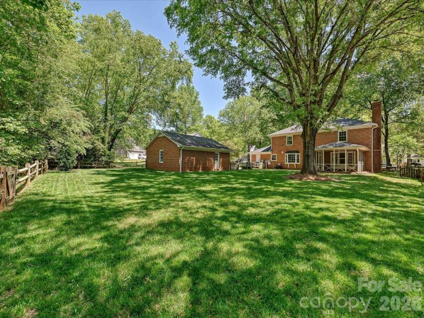 8242 Charles Crawford Drive, Charlotte, NC 28269.  MLS# CAR4371722, YatesRealty ID 14208. 