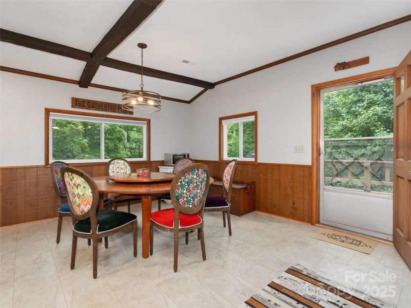 179 Serendipity Cove Road, Hendersonville, NC 28792.  MLS# CAR4237649, YatesRealty ID 14209. 