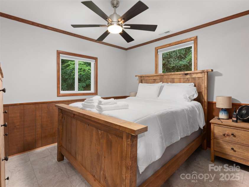 179 Serendipity Cove Road, Hendersonville, NC 28792.  MLS# CAR4237649, YatesRealty ID 14209. 