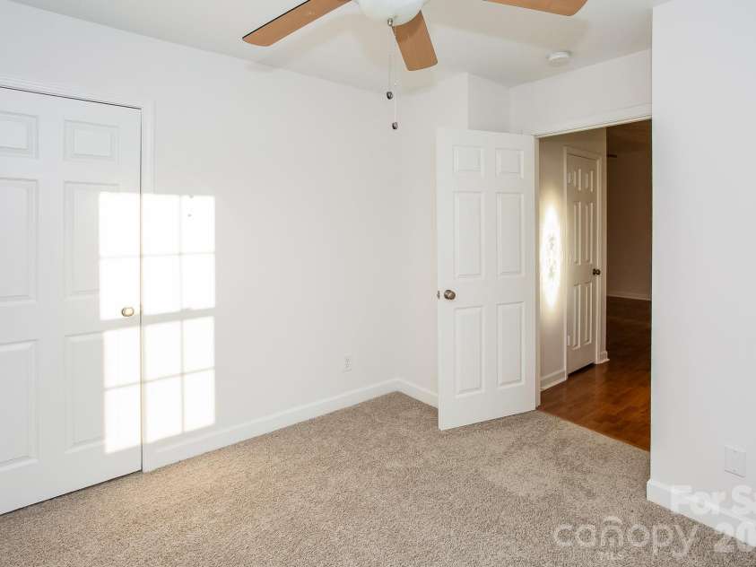 2011 Samantha Drive, Kannapolis, NC 28083.  MLS# CAR4370123, YatesRealty ID 14209. 