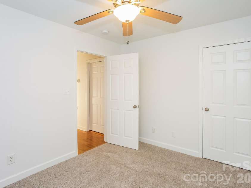 2011 Samantha Drive, Kannapolis, NC 28083.  MLS# CAR4370123, YatesRealty ID 14209. 