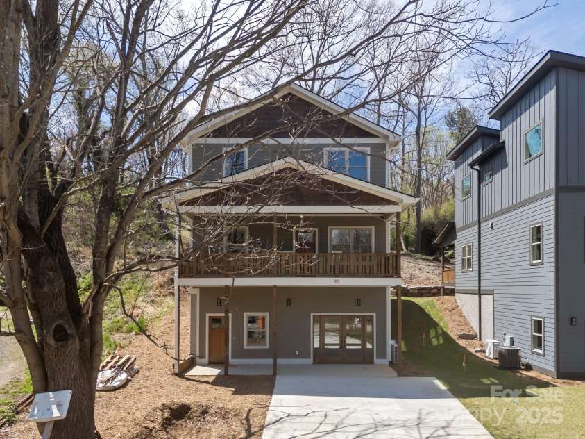 93 Glendale Avenue, Asheville, NC 28803.  MLS# CAR4234072, YatesRealty ID 1421. 