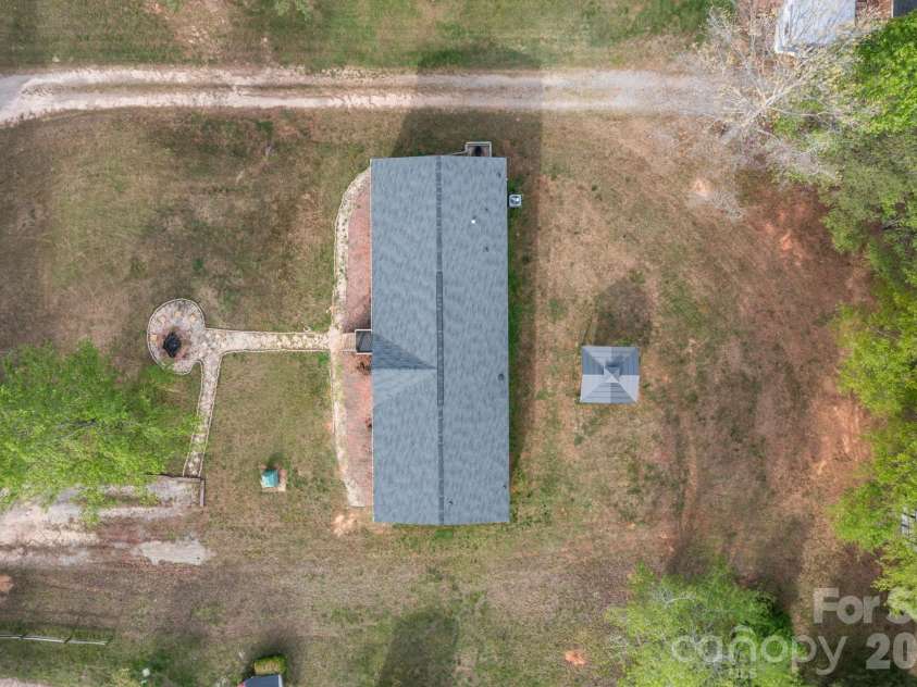 188 Low Lane, Statesville, NC 28677.  MLS# CAR4371944, YatesRealty ID 14210. 