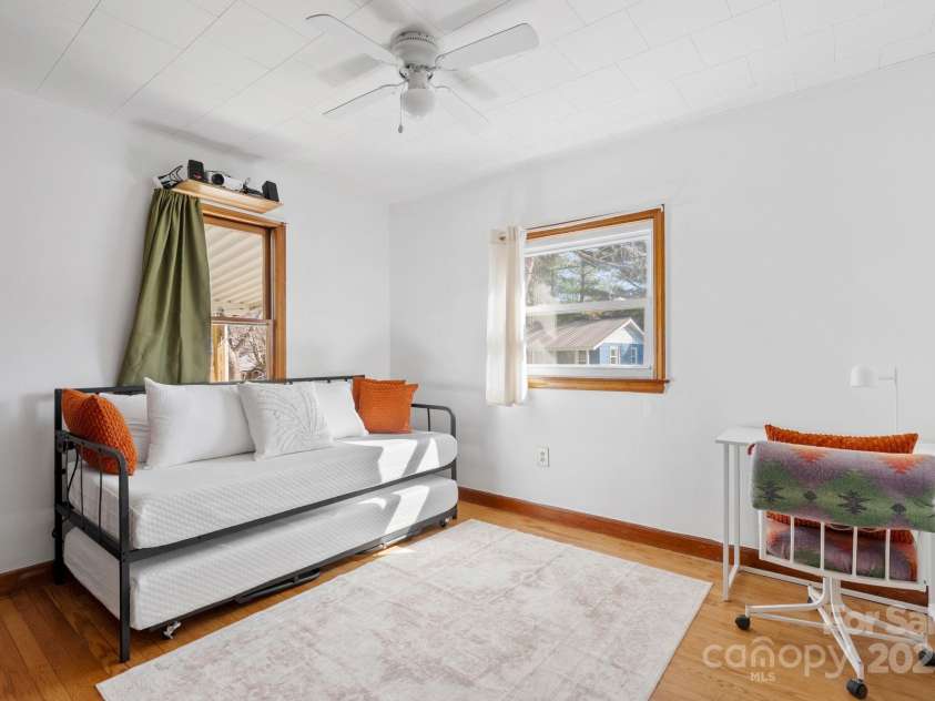 22 Jarrett Street, Asheville, NC 28806.  MLS# CAR4238160, YatesRealty ID 14210. Second Bedroom
