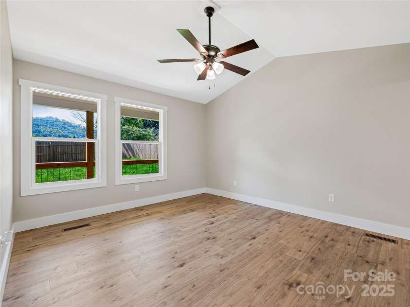 140 Murphy Hill Road, Weaverville, NC 28787.  MLS# CAR4252060, YatesRealty ID 14212. 