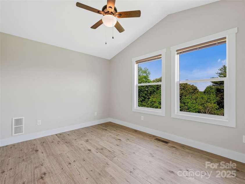 140 Murphy Hill Road, Weaverville, NC 28787.  MLS# CAR4252060, YatesRealty ID 14212. 