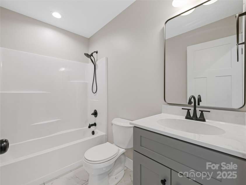 140 Murphy Hill Road, Weaverville, NC 28787.  MLS# CAR4252060, YatesRealty ID 14212. 