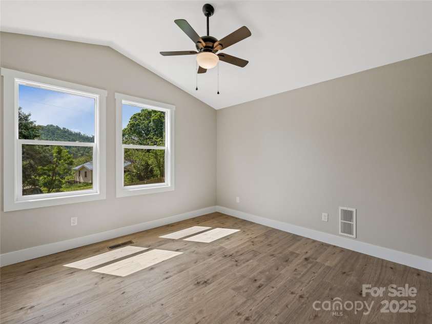 140 Murphy Hill Road, Weaverville, NC 28787.  MLS# CAR4252060, YatesRealty ID 14212. 