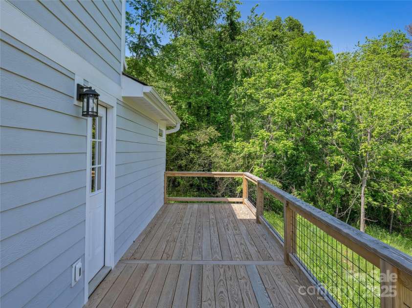 140 Murphy Hill Road, Weaverville, NC 28787.  MLS# CAR4252060, YatesRealty ID 14212. 