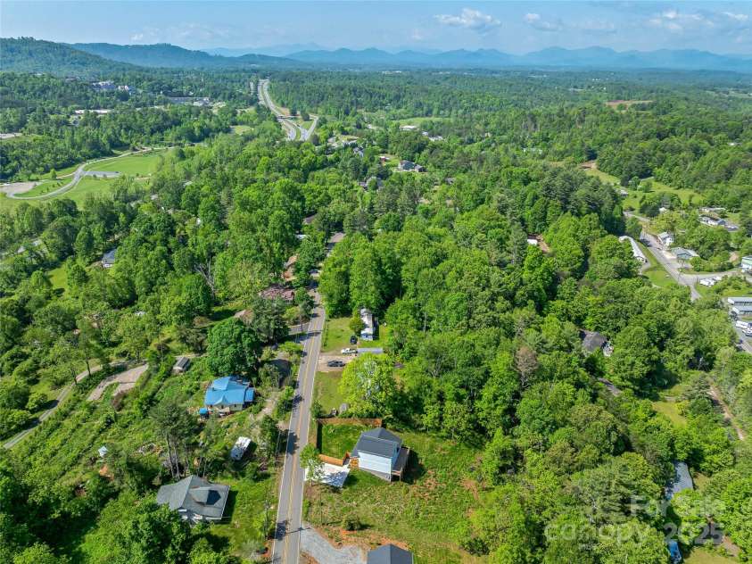 140 Murphy Hill Road, Weaverville, NC 28787.  MLS# CAR4252060, YatesRealty ID 14212. 