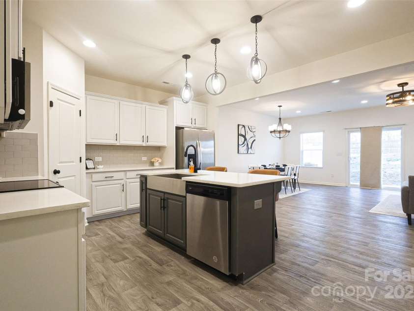 13024 Suncreek Terrace, Charlotte, NC 28214.  MLS# CAR4236006, YatesRealty ID 14214. 