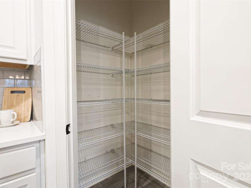 13024 Suncreek Terrace, Charlotte, NC 28214.  MLS# CAR4236006, YatesRealty ID 14214. 