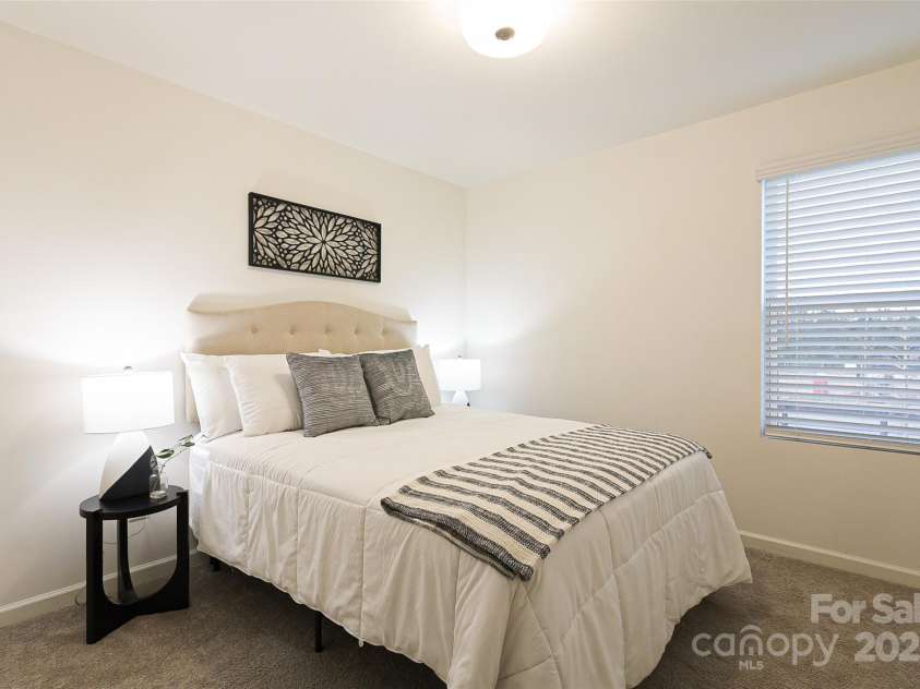 13024 Suncreek Terrace, Charlotte, NC 28214.  MLS# CAR4236006, YatesRealty ID 14214. 