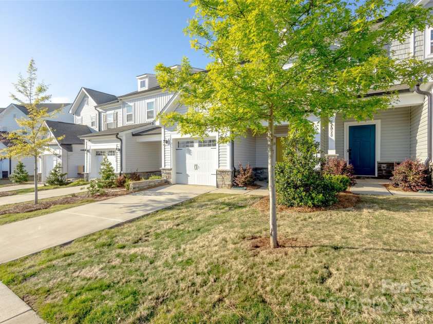 13024 Suncreek Terrace, Charlotte, NC 28214.  MLS# CAR4236006, YatesRealty ID 14214. 