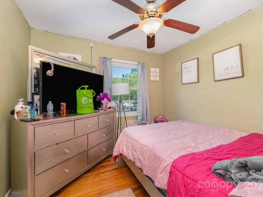 1131 Laurel Street, Salisbury, NC 28144.  MLS# CAR4246345, YatesRealty ID 14215. Guest room 2