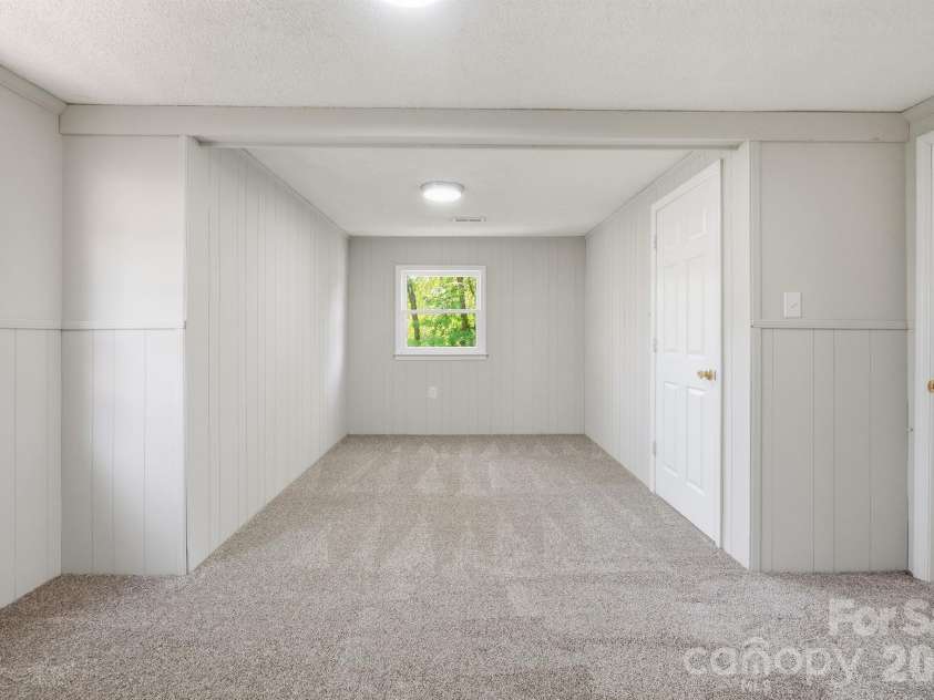 806 Laurel Street, Lincolnton, NC 28092.  MLS# CAR4370329, YatesRealty ID 14215. 