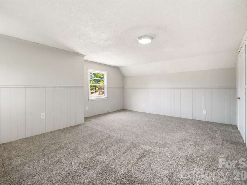 806 Laurel Street, Lincolnton, NC 28092.  MLS# CAR4370329, YatesRealty ID 14215. 