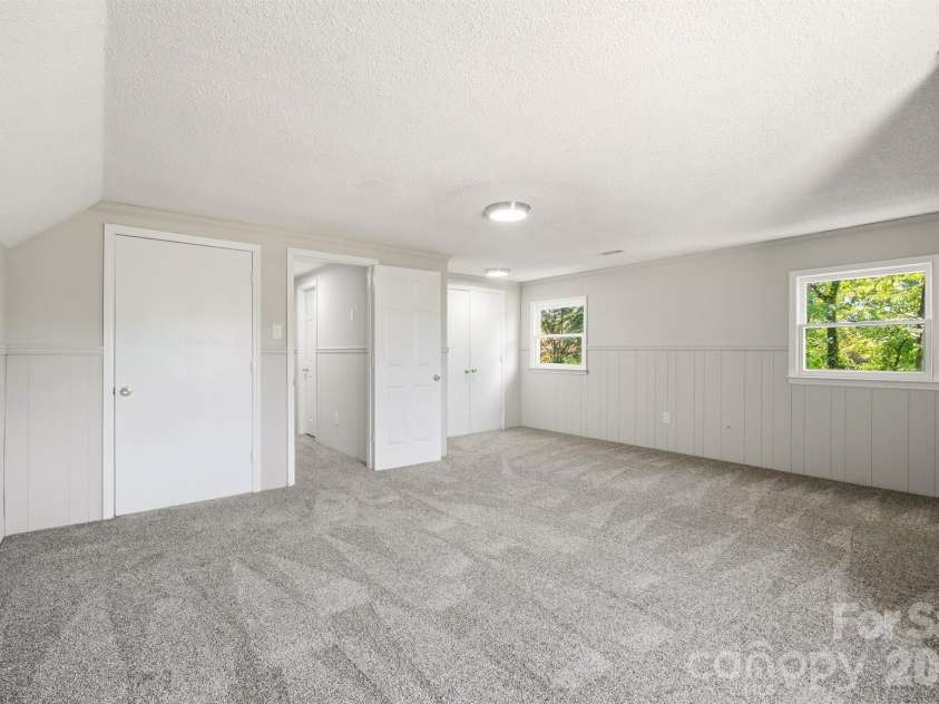 806 Laurel Street, Lincolnton, NC 28092.  MLS# CAR4370329, YatesRealty ID 14215. 