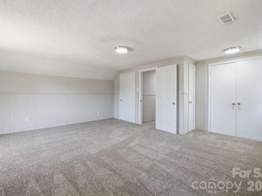 806 Laurel Street, Lincolnton, NC 28092.  MLS# CAR4370329, YatesRealty ID 14215. 