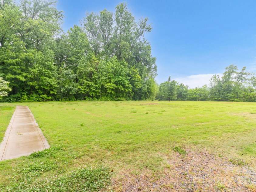 151 Deja Lane, Cleveland, NC 27013.  MLS# CAR4258300, YatesRealty ID 14216. 