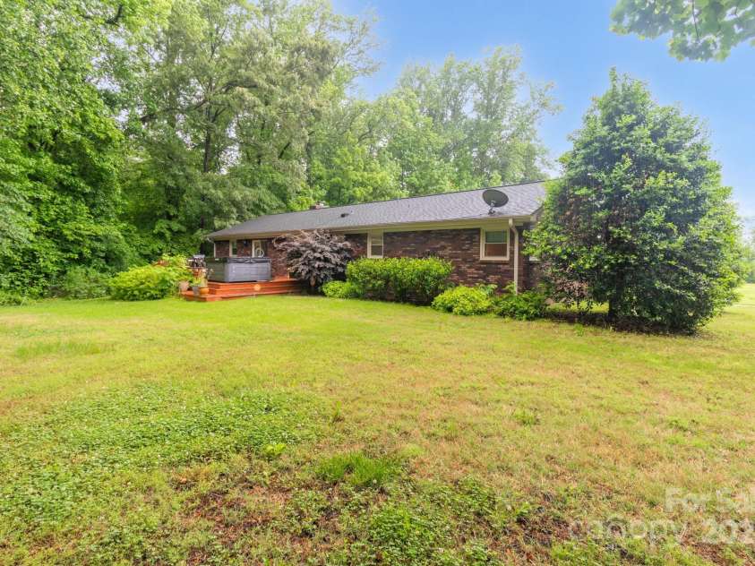 151 Deja Lane, Cleveland, NC 27013.  MLS# CAR4258300, YatesRealty ID 14216. 