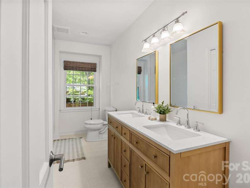 5145 Lansing Drive, Charlotte, NC 28270.  MLS# CAR4371844, YatesRealty ID 14216. Full Bath 2