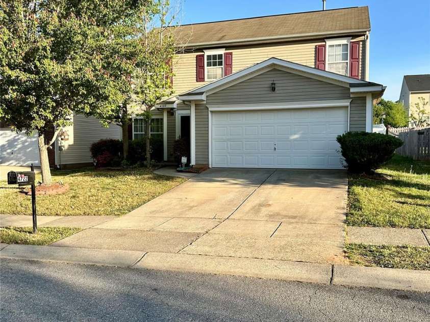 4722 Mortonhall Road, Charlotte, NC 28215.  MLS# CAR4372865, YatesRealty ID 14217. 