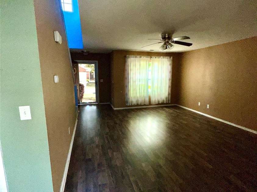 4722 Mortonhall Road, Charlotte, NC 28215.  MLS# CAR4372865, YatesRealty ID 14217. 