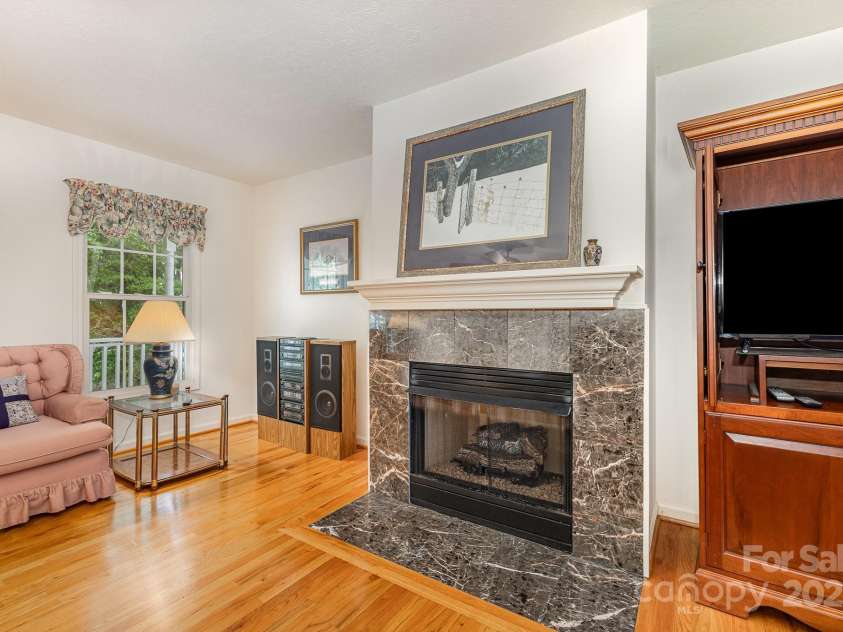 302 6th Street, Conover, NC 28613.  MLS# CAR4253080, YatesRealty ID 14218. 