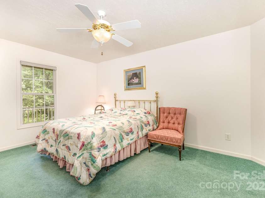 302 6th Street, Conover, NC 28613.  MLS# CAR4253080, YatesRealty ID 14218. 