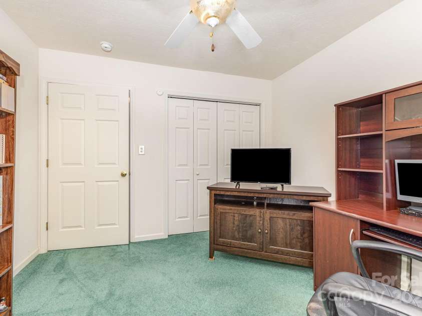 302 6th Street, Conover, NC 28613.  MLS# CAR4253080, YatesRealty ID 14218. 