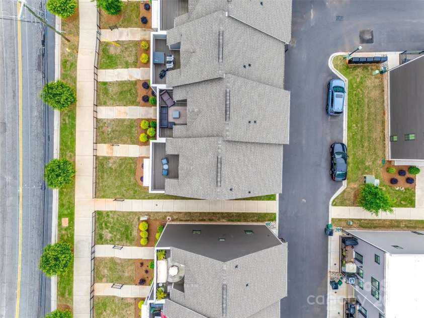 556 Billingsley Road, Charlotte, NC 28211.  MLS# CAR4255590, YatesRealty ID 14219. 