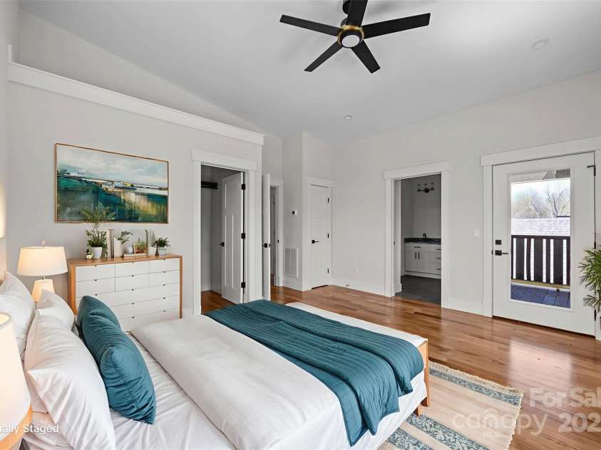 91 Glendale Avenue, Asheville, NC 28803.  MLS# CAR4233541, YatesRealty ID 1422. 